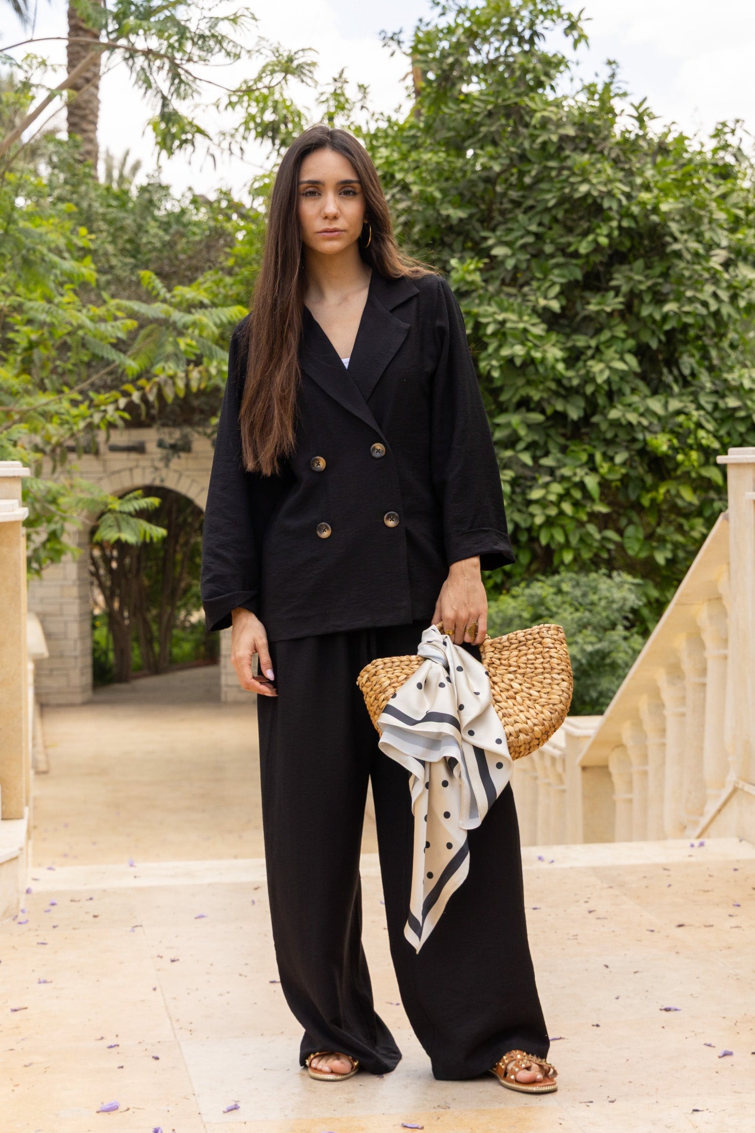 Atelier Noir Linen Suit