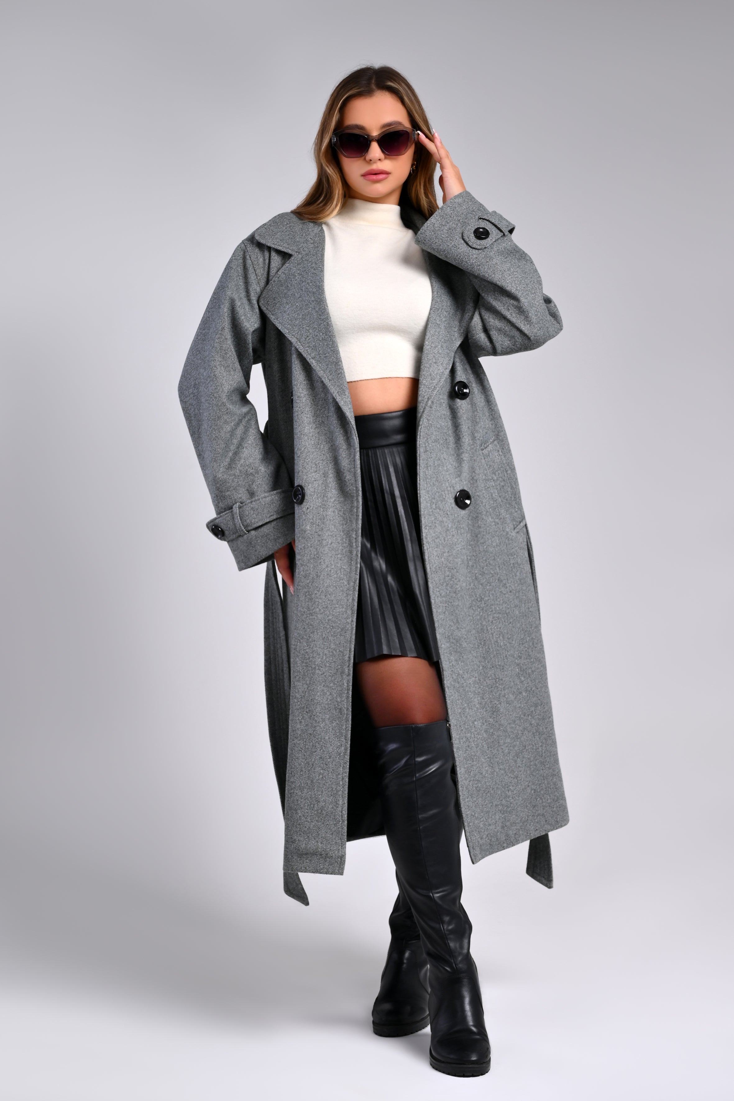 Grey Woolen Coat – Reebelle